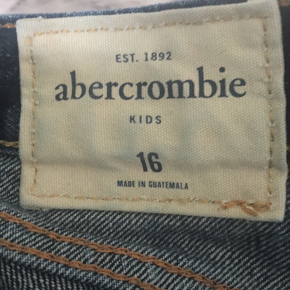 Blue jeans - Picture 3 of 4